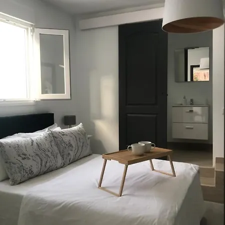 Aloe Apartment